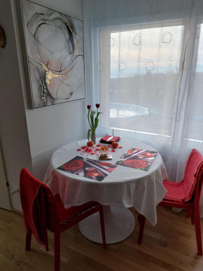 Beau Studio Avec Terrasse Et Vue Exclusivement Pour Non Fumeurs Belmont-sur-Lausanne Exterior photo